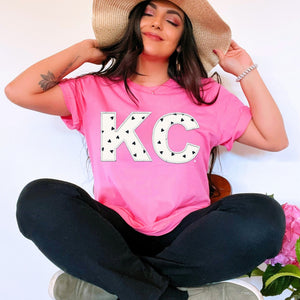 Faux Embroidered KC Letters w/ Heart Pattern Pink Tee - The Red Rival